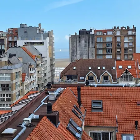 Apartment Zonnig Vernieuwd Penthouse Dicht Bij Het Knokke-Heist